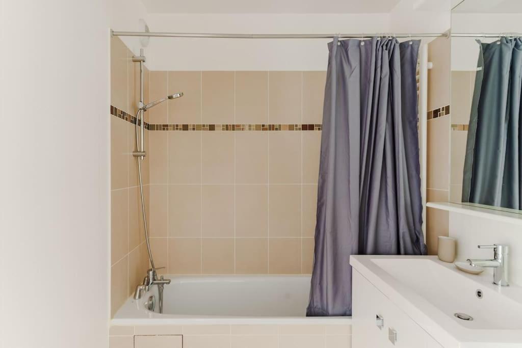 Confort & Charme, Proche Disney Serris Exterior foto